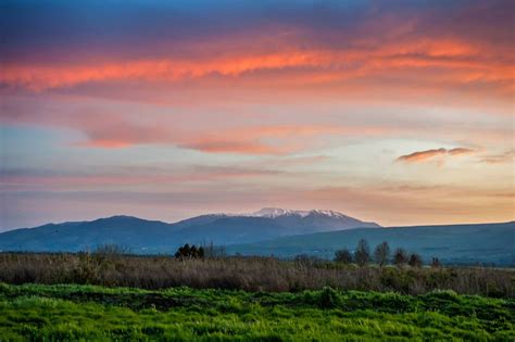 Glassdoor gives you an inside look at what it's like to work at sunrise natural foods, including salaries, reviews, office photos, and more. An East-meets-West sunrise | From the Grapevine