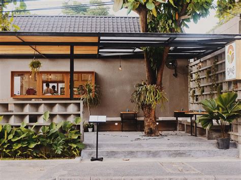 7 Desain Cafe Outdoor Halaman Rumah Terbaik 2021