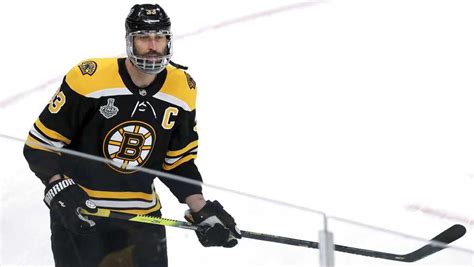He Cant Talk But Hell Play Bruins Zdeno Chara Starts In Game 5 Of