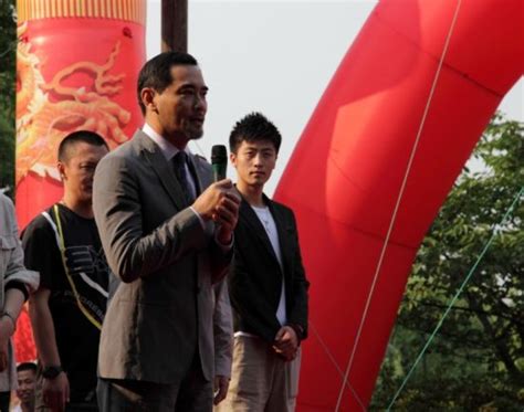 He is best known for his song big fish, which has won 8 awards. 《非常营救》辛亥献礼 赵文瑄张家川父子情深_影音娱乐_新浪网