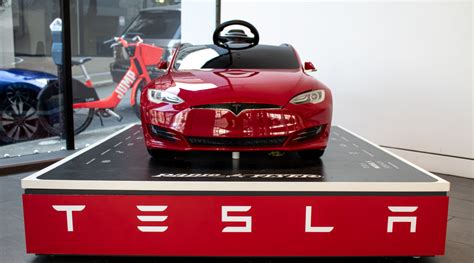 À La Découverte Du Tesla Model Y Un Suv électrique