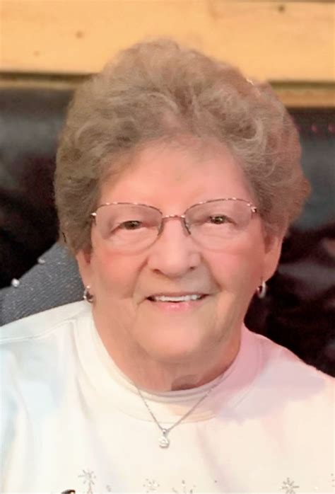 Obituary Of Nancy L Mccann Demarco Luisi Funeral Home In Vinel