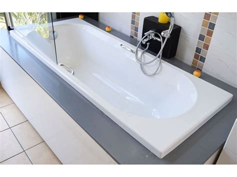 Ctm Kenya Coral White Built In Straight Bath With Handles 1700 X 700mm