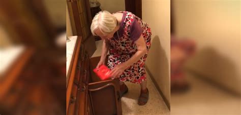 El Gesto De Esta Tierna Abuela Se Hizo Viral Quiso Darle Toda La Comida Posible A Sus Nietos