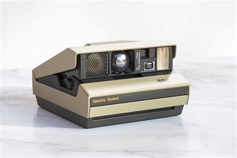 An Old Polaroid Camera 3d Model Cgtrader
