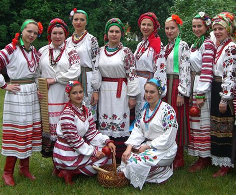 national costumes in ukraine ukrainian folk dress