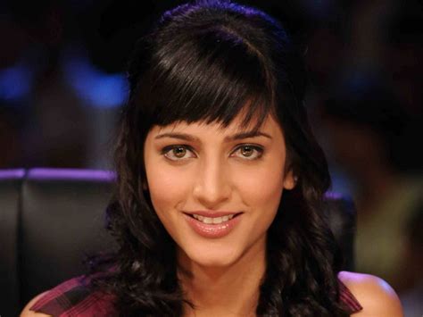 Shruthi Haasan Hd Wallpapers High Definition Free Background