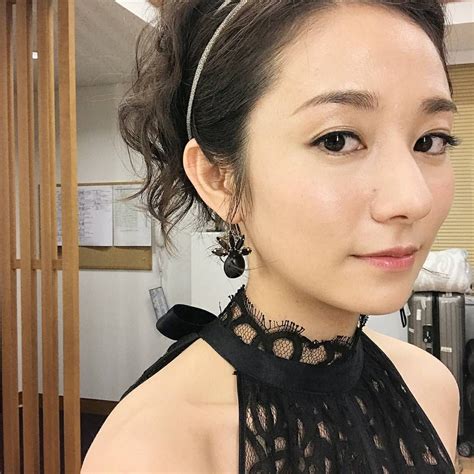 いいね！1425千件、コメント983件 ― 木村文乃さんfuminokimuraofficialのinstagramアカウント 「 ドレスアップ。 ムービーとグラフィックは