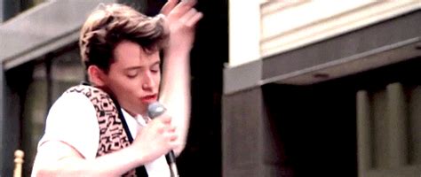Cerca nel più grande indice di testi integrali mai esistito. Ferris Buellers Day Off 80S GIF - Find & Share on GIPHY