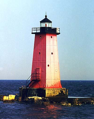 West Michigan Weekly Featured Lighthouse 16 Manistique East