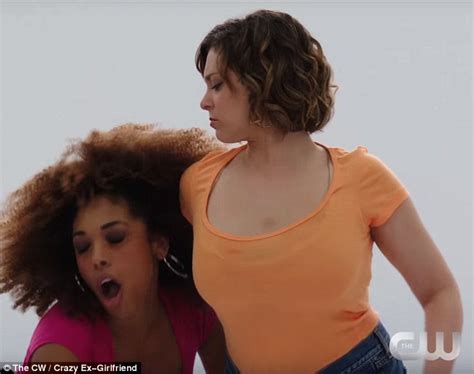 Crazy Ex Girlfriends Rachel Bloom Jiggles Her Dd Breasts In Video