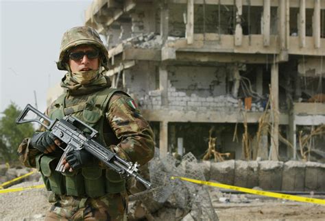 Iraq Cinque Militari Italiani Feriti In Unesplosione Lifegate