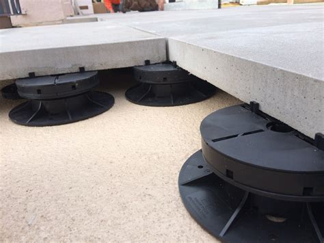 Roof Paver Pedestals And Paver Support System Sc 1 St The Deck Tile Co