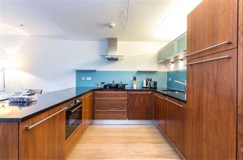 Television colonial residence (park view) is an ideal place of stay for travelers seeking charm, comfort and. Park View Residence, 219 Baker Street - Strawberry Star ...