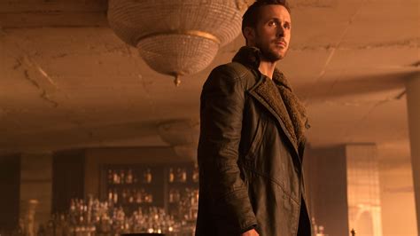 Review In ‘blade Runner 2049 Hunting Replicants Amid Strangeness The New York Times