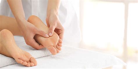 foot massage sydney wayne massage