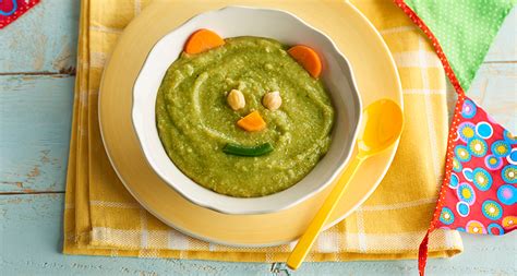El aspecto de alimentos aumenta en este período, agregándose una comida diaria más. Alimentos para bebés de 8 meses Recomendaciones y recetas