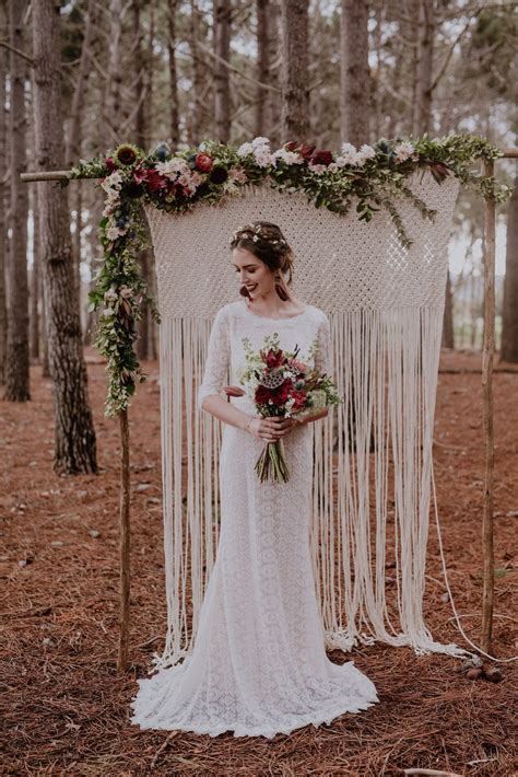 Boho Wedding Vision Woodlands Elopement Inspiration By Lad Lass Photography Southbound
