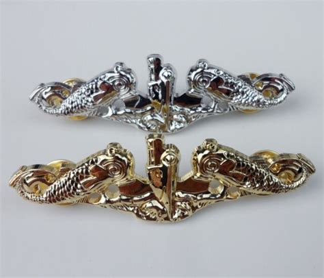 Us Navy Submarine Warfare Badge Insignia Officer And Enlisted Submarine