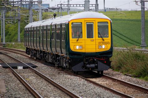 Great Western Railway Class 769 769 943 A Great Western … Flickr