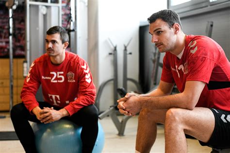 Veszprém kc is a hungarian handball club from veszprém, that for sponsorship reasons is called telekom veszprém. Mez árverés a Movember jegyében - Telekom Veszprém