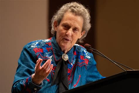 El cerebro autista (spanish edition) author: Award winning author and activist Temple Grandin speaks at ...