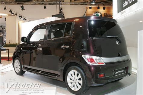 Daihatsu Materia Pictures