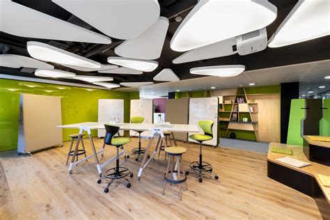 Evolution Design And New Puls Vario Workspaces In Vienna Livegreenblog