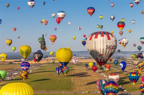 21 Photos From Europes Largest Hot Air Balloon Event Finding The