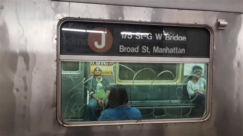 R42 J Train At Chambers St W Weird Roll Sign Youtube