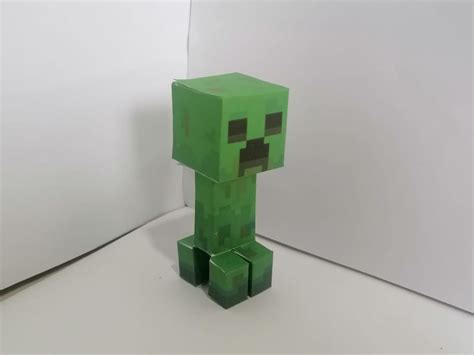 Pixel Papercraft Minecraft Legends Creeper