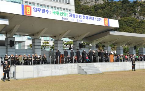 청해부대 34진은 올 2월 초 해군 구축함 '문무대왕함'으로 타고 아덴만으로 떠났으며 내달 임무수행을 마친 뒤 귀국할 예정이었다. BEMIL사진자료실 - 유용원의 군사세계