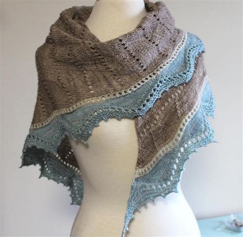 Sandpiper Shawl Knitting Pattern By Laura Aylor Lovecrafts Shawl