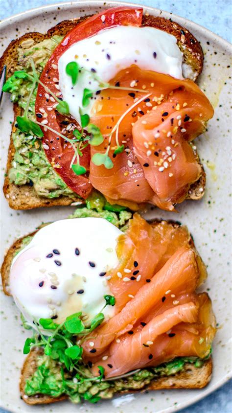 Then we are layering the bread with a quick smear of creamy avocado tartar sauce, smoked salmon, cucumber and poached quail eggs. Smoked Salmon + Poached Eggs on Toast | Killing Thyme