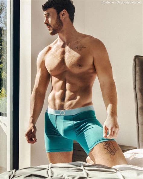 Its About Time We Saw More Of Gorgeous Hunk Michael Yerger Gay Body Blog Pics Of Male