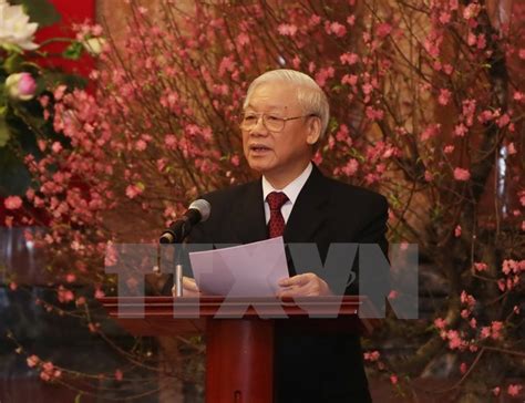 Tân thủ tướng cam kết sẽ nỗ lực hết mình để thực hiện trọng trách mà đảng, nhà nước và nhân dân giao phó, tân hoa xã viết. Tổng Bí thư Nguyễn Phú Trọng chúc Tết đồng bào và chiến sỹ ...
