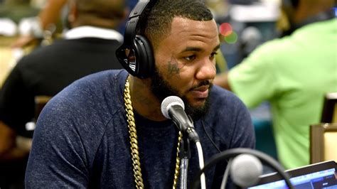 rapper the game sentenced after assaulting off duty officer during basketball game ktla