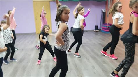 Zumba Kids Macarena Youtube