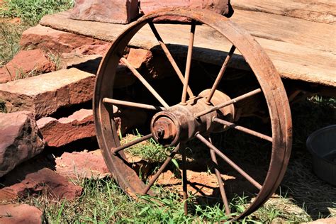 Antique Rusty Spoke Wheel Free Stock Photo Public Domain Pictures