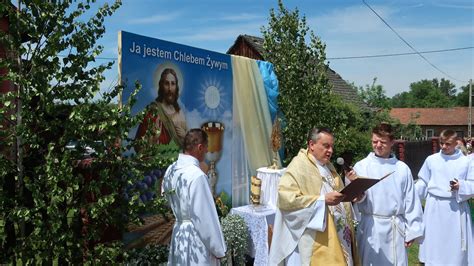 Głoszenie nieskończonego miłosierdzia boga, jego nieskończonej gotowości i mocy przebaczania, jest misją kościoła. Boże Ciało 2020 | Parafia pw. Wniebowzięcia NMP w Woli ...
