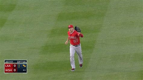 Trout Robs Harber With Diving Grab Youtube
