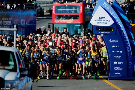 New York City Marathon 2016 More Than 50000 Take Part In 40th Year Daily Mail Online