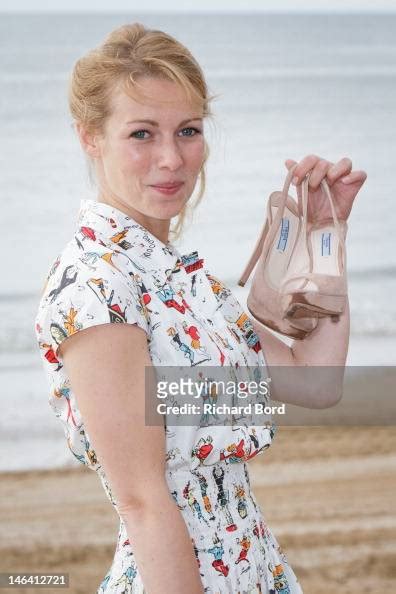 Actress Fleur Lise Heuet Poses As She Attends The 26th Cabourg ニュース
