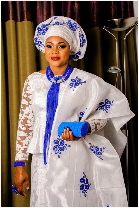 Pin By Mai On West African Weddingsstyle Traditional Wedding Attire African Wedding Wedding