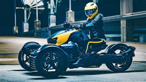 Discover its bold and muscular design and open your road! 2019 Can-Am Ryker | Can am, Three wheel motorcycles ...