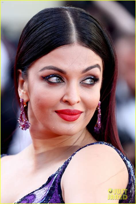 Bollywood Star Aishwarya Rai Makes Red Carpet Return For Cannes 2018
