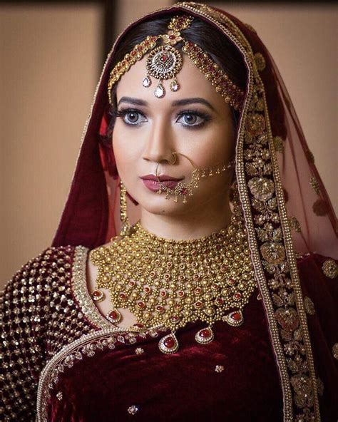 Stunning Sabyasachi Bride In Dhaka Indian Bridal Makeup Top Bridal