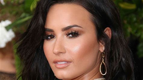 Demi Lovatos Glow Heres How To Get The Singers Perfect Skin Allure