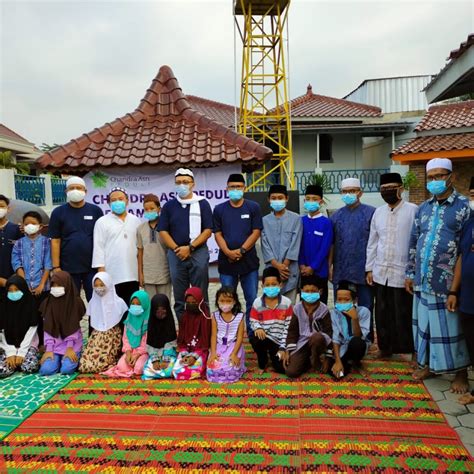 Ada 40 anak sd dan 21 anak smp yang bersekolah secara bergantian di sekolah pelosok di dusun bontopanno, desa todopulia, kecamatan tanralili, kabupaten maros, sulawesi selatan. Menjelang Hari Raya Idul Fitri 1442 Hijriah PT Chandra ...