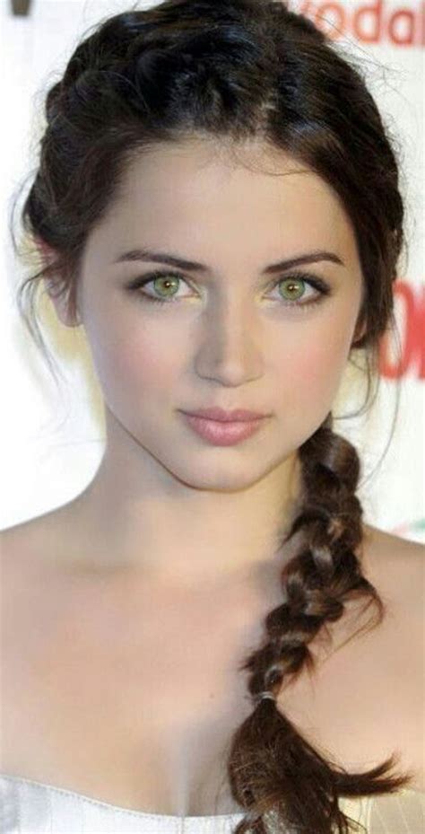 Green Eyes Beauty Girl Lovely Eyes Cute Hairstyles For Teens